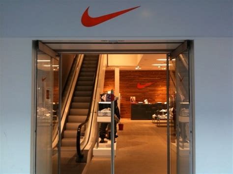 nike rotterdam lijnbaan|rotterdam nike store.